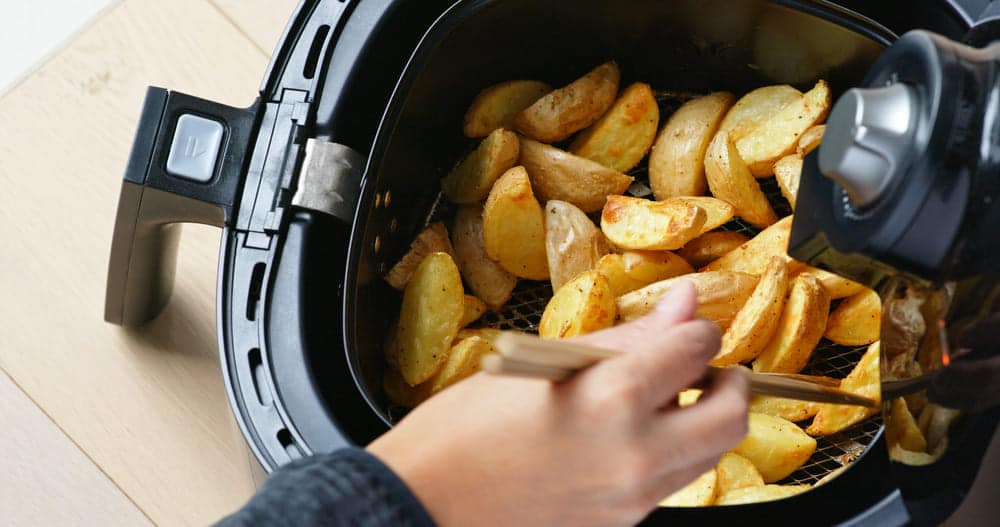 With these Mediterranean diet air fryer recipes you can save cooking time. In just a matter of minutes you can create delicious and healthy dishes.